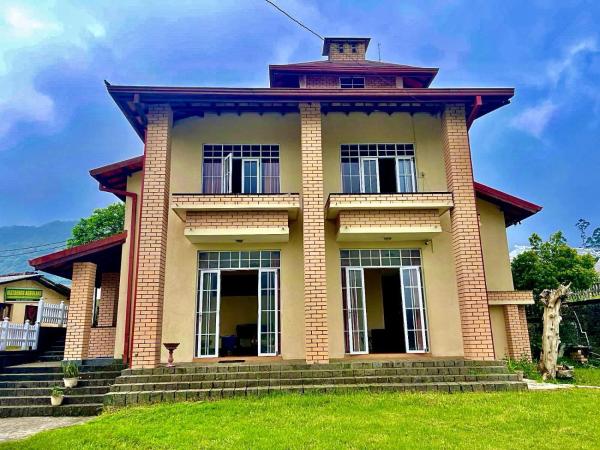 На фото показан объект The Vatican Villa, расположенный в городе Labugolla.