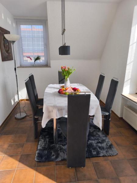A la foto es mostra l'objecte FeWo Warburg situat a la ciutat de Wrexen.