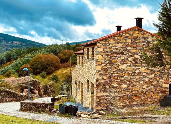 Na fotografii je vidět objekt Em Xisto - Casas de Montanha - Casa Xisto Nascente nacházející se ve městě Góis.
