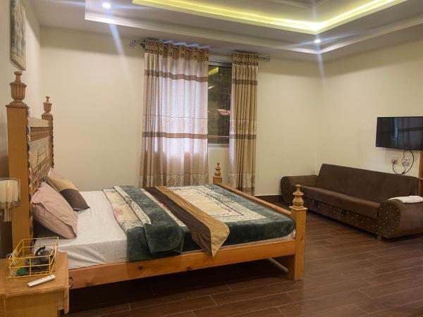 La photo montre l'objet Rock & Green Hotel, Mahandri situé dans la ville de Bāta.