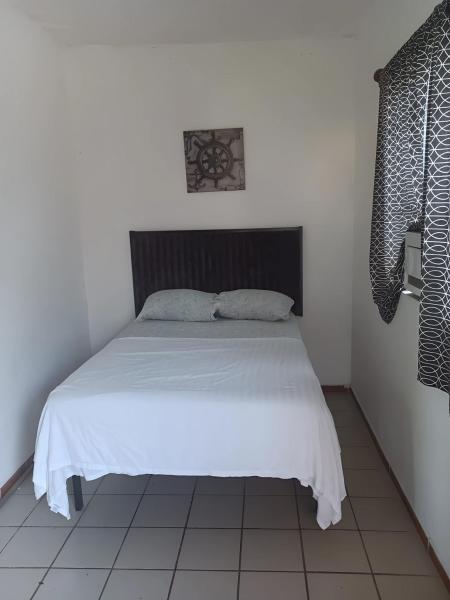 A la foto es mostra l'objecte Centrico, seguro, buen precio, Timon situat a la ciutat de Manzanillo.