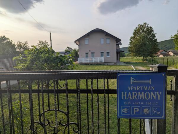 På billedet ses objektet Apartman Harmony - Pritoka Bihac beliggende i byen Bare.