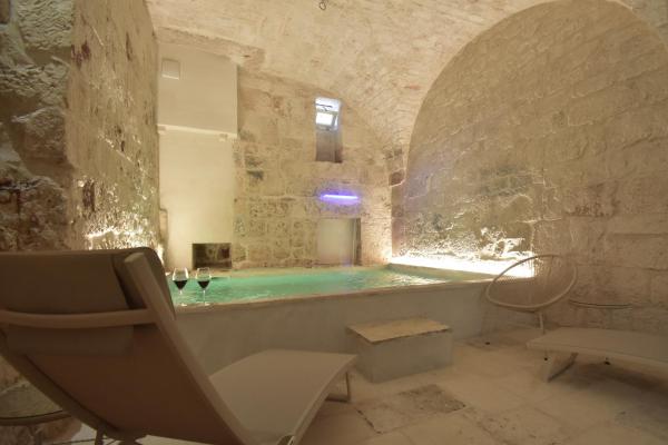 A la foto es mostra l'objecte Palazzo Rugiada - rooms & spa situat a la ciutat de Ostuni.