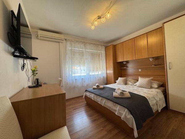 På billedet ses objektet Blue Tree Rooms beliggende i byen Split.
