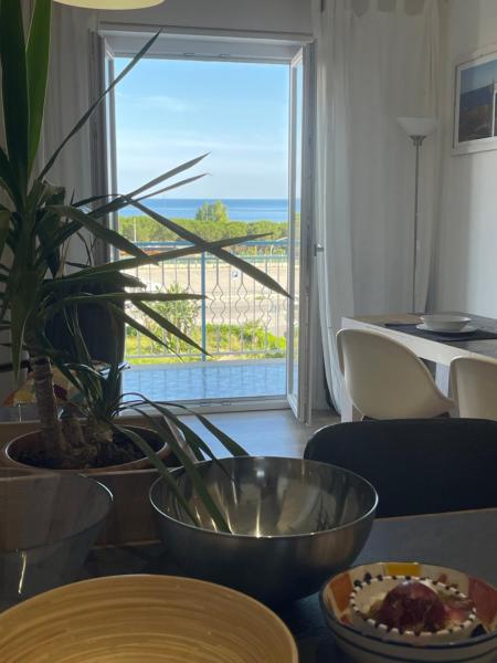 På bildet vises objektet la vue sur la mer som ligger i byen Capaci.
