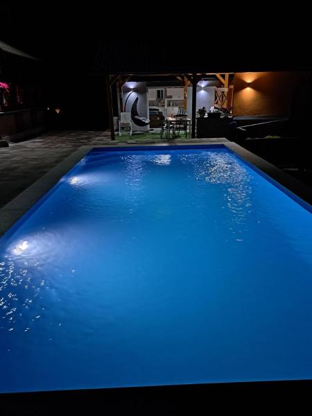 På billedet ses objektet Kuća za odmor beliggende i byen Bare.