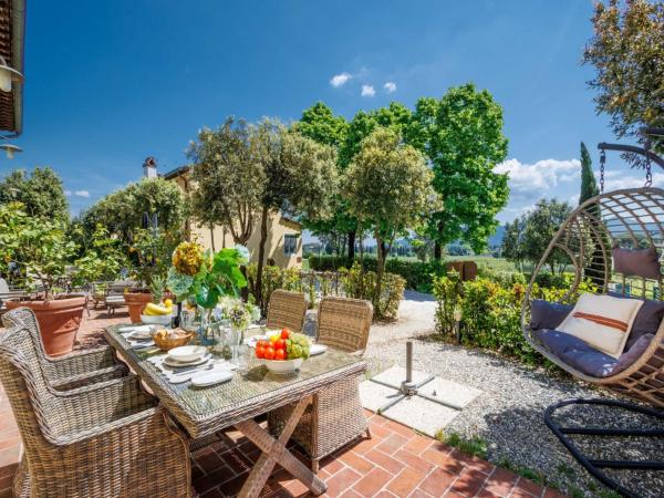 Na fotografii je vidět objekt Apartment in farmhouse in wine resort nacházející se ve městě Cappella.