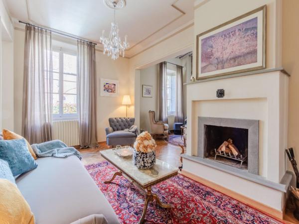 Auf dem Foto ist das Objekt Villa in Lucca near Cathedral of San Martino in der Stadt Lucca zu sehen.