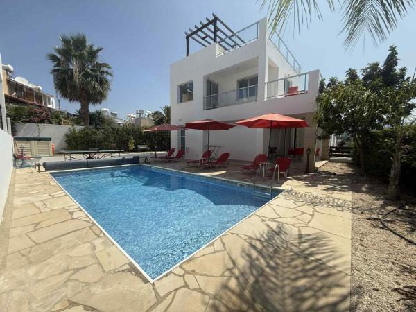 Villa Sunny Breeze In A Prime Spot Near Everything - Cyprus