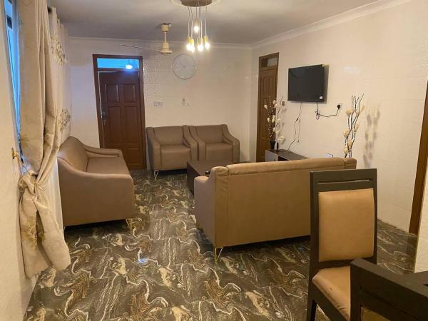 Στη φωτογραφία φαίνεται το αντικείμενο Navax Villa που βρίσκεται στην πόλη Owuraman.