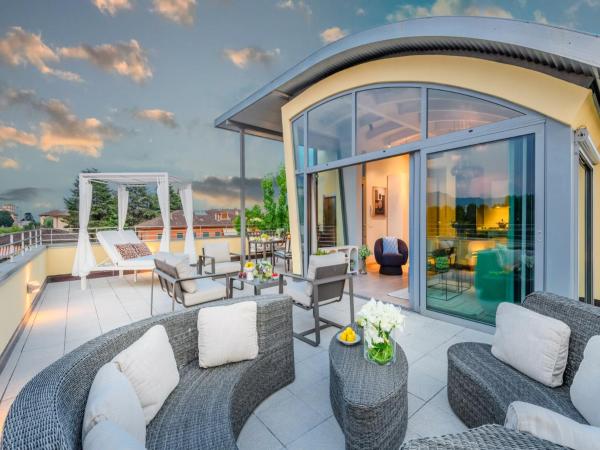 Auf dem Foto ist das Objekt Penthouse in Lucca with Terrace and Views in der Stadt Lucca zu sehen.