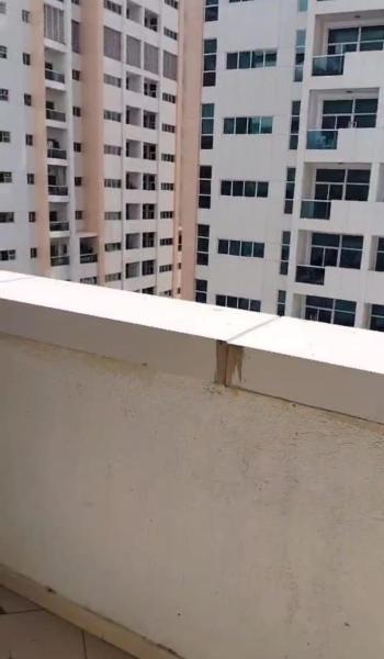 The photo shows the Ajman tower 6 located in the city of Sabkhah.