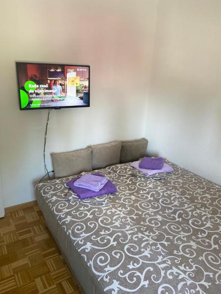 Na fotografii je vidět objekt Apartment Seven Banja Vrujci nacházející se ve městě Bukorovac.