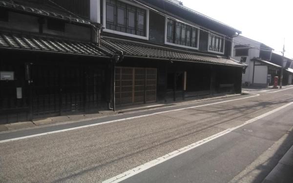 Na fotografii je vidět objekt LKx 出雲街道津山城東くつろぎ亭 KutsurogiTei nacházející se ve městě Tsuyama.