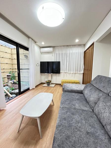 Near Asakusa, 5-min From Station, 5br 150 Square Meters House, Near Skytree - Tokio