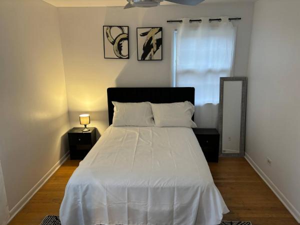 Na zdjęciu widoczny jest obiekt Tranquil Escape III położony w mieście Evanston.