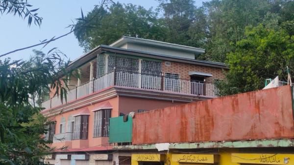 Na foto é possível ver o objeto Mountain View Guesthouse localizado na cidade de Shāhkot.