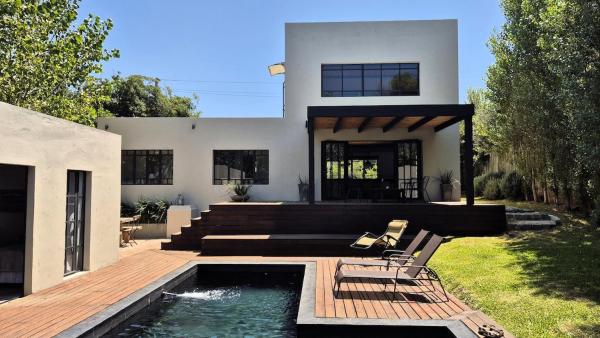 Στη φωτογραφία φαίνεται το αντικείμενο Casa Picaflor with private pool που βρίσκεται στην πόλη Manantiales.