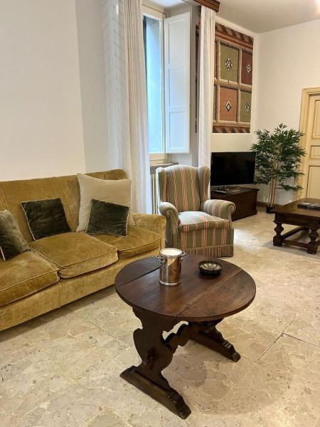 Auf dem Foto ist das Objekt La casa di vella via in der Stadt Lucca zu sehen.