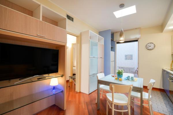 Guesthost - De Napoli Ev Guest House - Bari