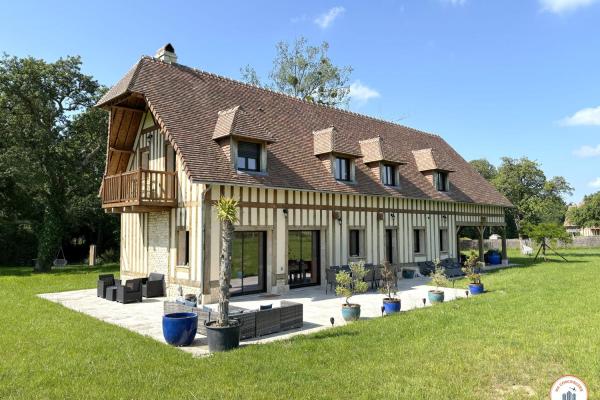 A la foto es mostra l'objecte Villa Normande - Entre Terre et Mer situat a la ciutat de Tourgéville.