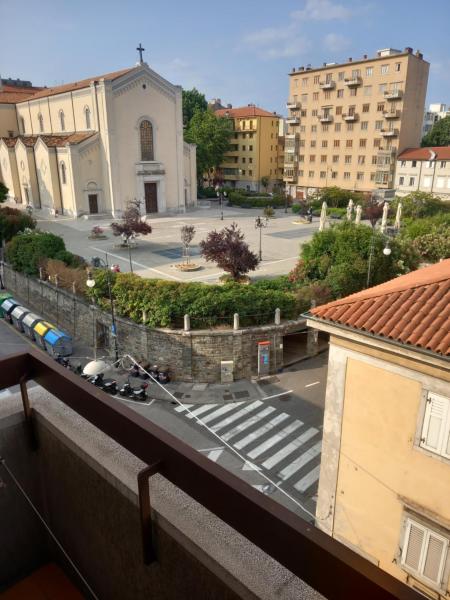 Auf dem Foto ist das Objekt Sissi in der Stadt Triest zu sehen.