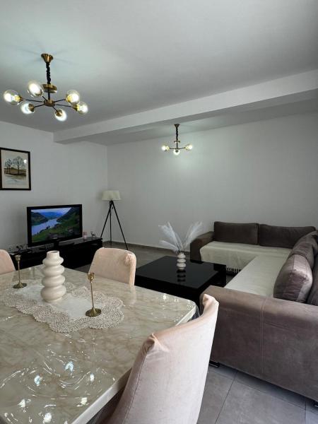 A la foto es mostra l'objecte Modern and family-friendly apartment in Birkhadem situat a la ciutat de Zonka.