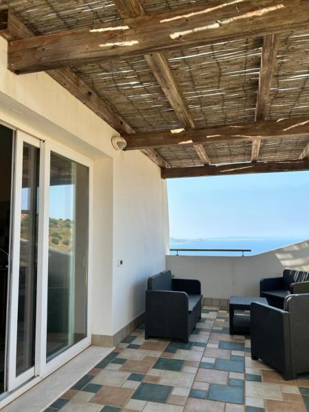 A la foto es mostra l'objecte Attico Le Vele con vista mare - Nebida situat a la ciutat de Nebida.
