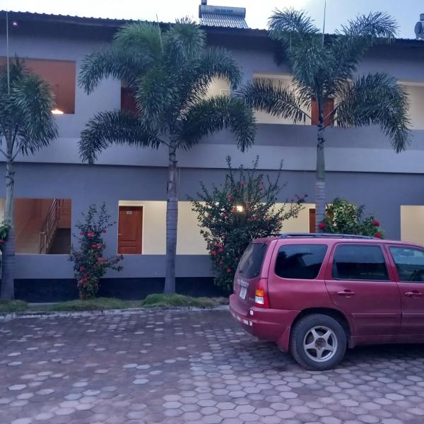 The photo shows the Milford Lodge located in the city of Kitwe.