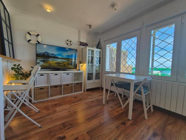 Na fotografii je vidět objekt 1A156 Bonito apartamento en la Playa Estaño nacházející se ve městě Gijón.