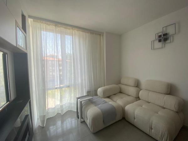 A la foto es mostra l'objecte Luxminimal house Lecco situat a la ciutat de Lecco.