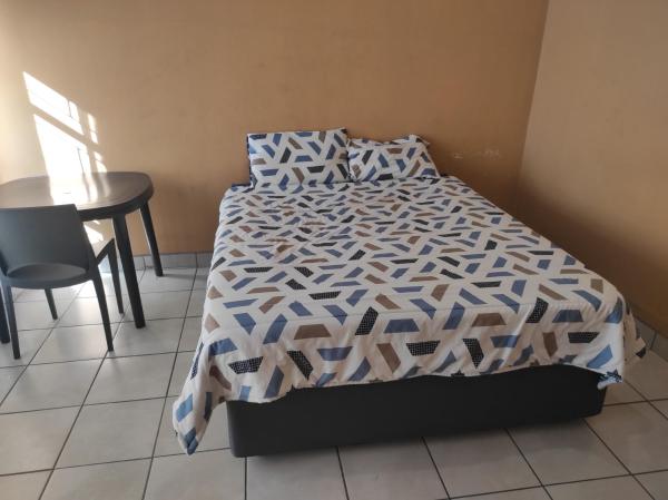 Na fotografii je vidět objekt Tumelos Place nacházející se ve městě Bloemfontein.