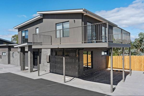 Na fotografii je vidět objekt Modern New Home near Howrah Beach nacházející se ve městě Howrah.