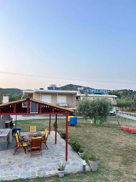 Nella foto è visibile l'oggetto Κτήμα Καρνέση situato nella città di Edipsos.