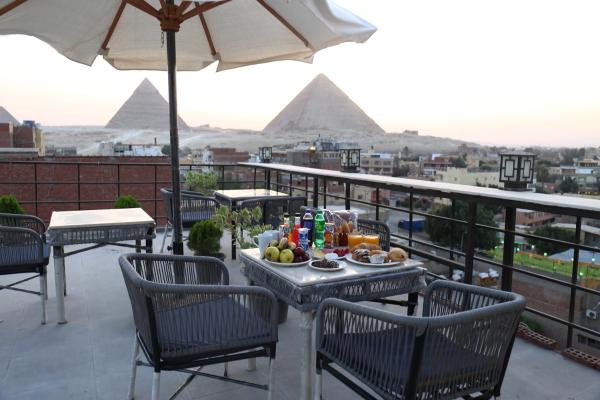 AMADEOS pyramids inn, Cairo