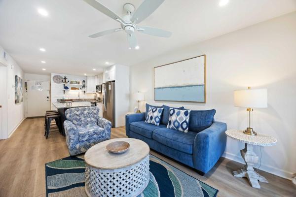 First Floor Villa Tranquil Getaway By The Sound - Hilton Head Island, SC