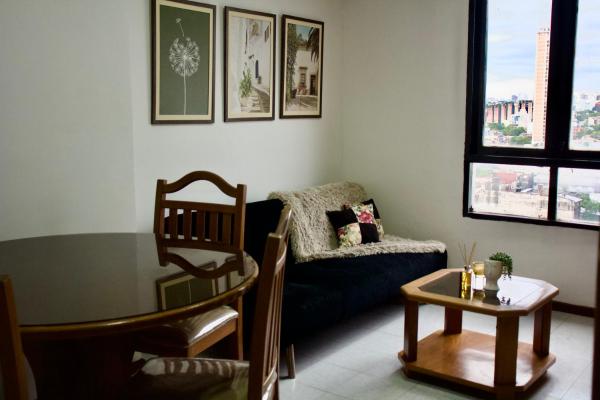 A la foto es mostra l'objecte Cómodo departamento en el corazón de Asunción situat a la ciutat de Asunción.
