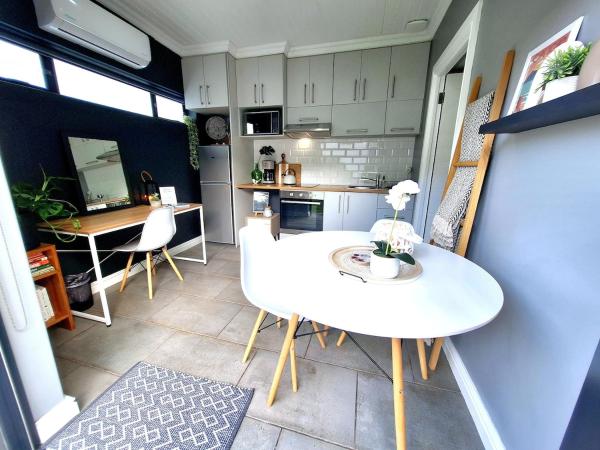 Kuva 4: Tiny Home on Broadway