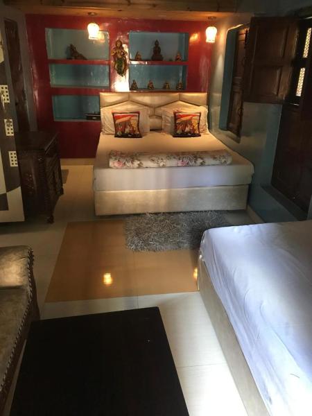 Shiva Guest House, Varanasi