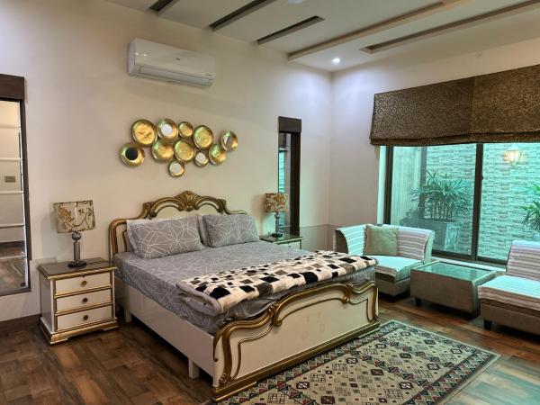 Comfortable luxury Bedroom