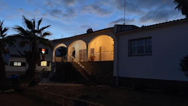 En la foto se muestra el objeto Ibiza style villa with swimming pool near Sitges ubicado en la ciudad de Cunit.