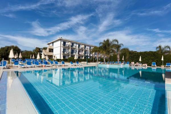 På billedet ses objektet I Giardini di Athena- Athena Resort beliggende i byen Scoglitti.