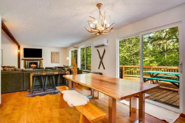 Foto 6: PackShack - Cozy Ski Cabin Mins from White Pass home