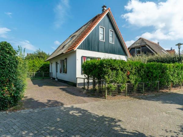 Na zdjęciu widoczny jest obiekt Villa in Callantsoog near the Beach położony w mieście Callantsoog.