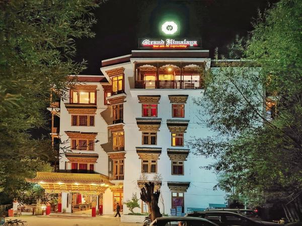 A la foto es mostra l'objecte Hotel Grand Himalaya situat a la ciutat de Leh.