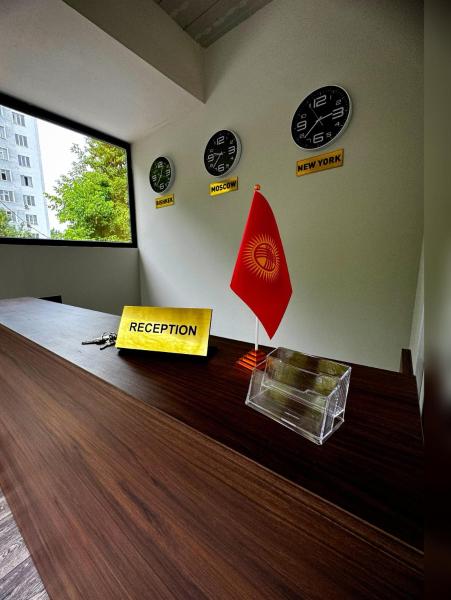 Nella foto è visibile l'oggetto Asia Hotel Osh situato nella città di Oš.