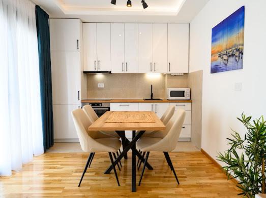 La photo montre l'objet Apartman Adriatico 10 situé dans la ville de Šušanj.
