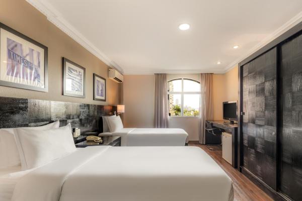 Chambre Lits Jumeaux Deluxe — 20 m² - Rockefeller by Slaviero Hotéis