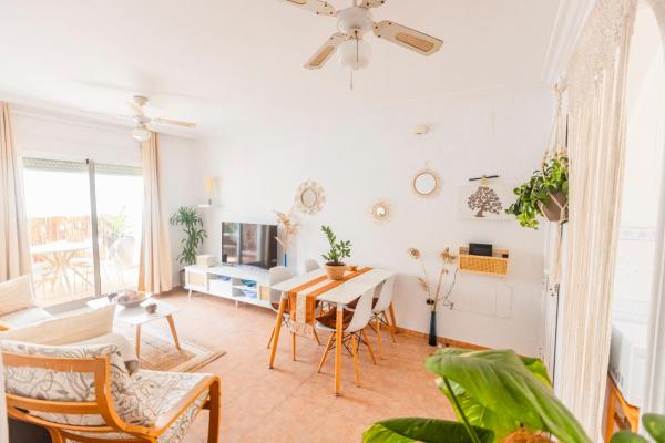 På bildet vises objektet Bohemian apartment with pool 180m from Mojacar beach som ligger i byen Mojácar.