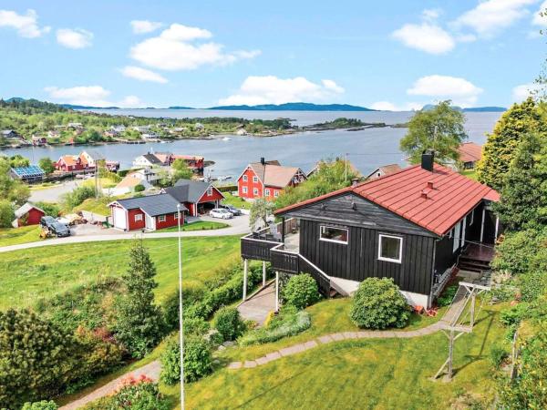 A la foto es mostra l'objecte 8 person holiday home in Stavang situat a la ciutat de Grimeli.